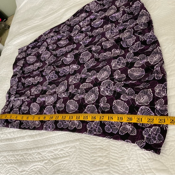 SAG HARBOR, BLACK AND PURPLE KNIT SKIRT SET, SIZE:L/G - Picture 9 of 11